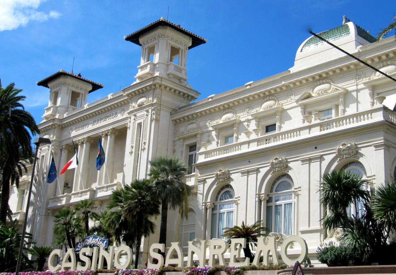 Nuova! Al centro della Città nei vicoli del Borgo Sanremo Exterior foto
